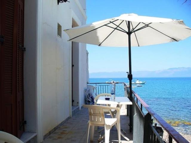 Xenios Zeus Rooms Koróni Dış mekan fotoğraf