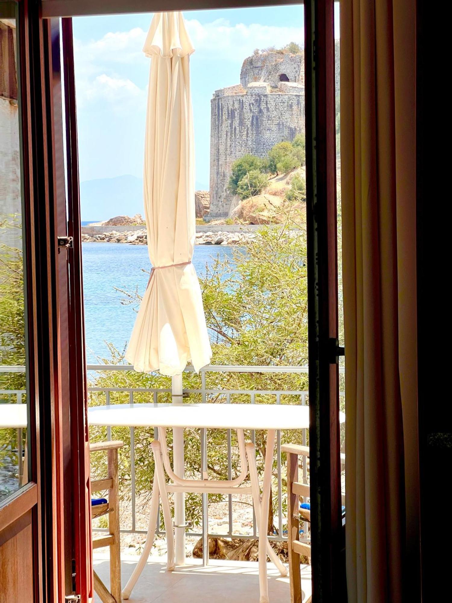 Xenios Zeus Rooms Koróni Dış mekan fotoğraf